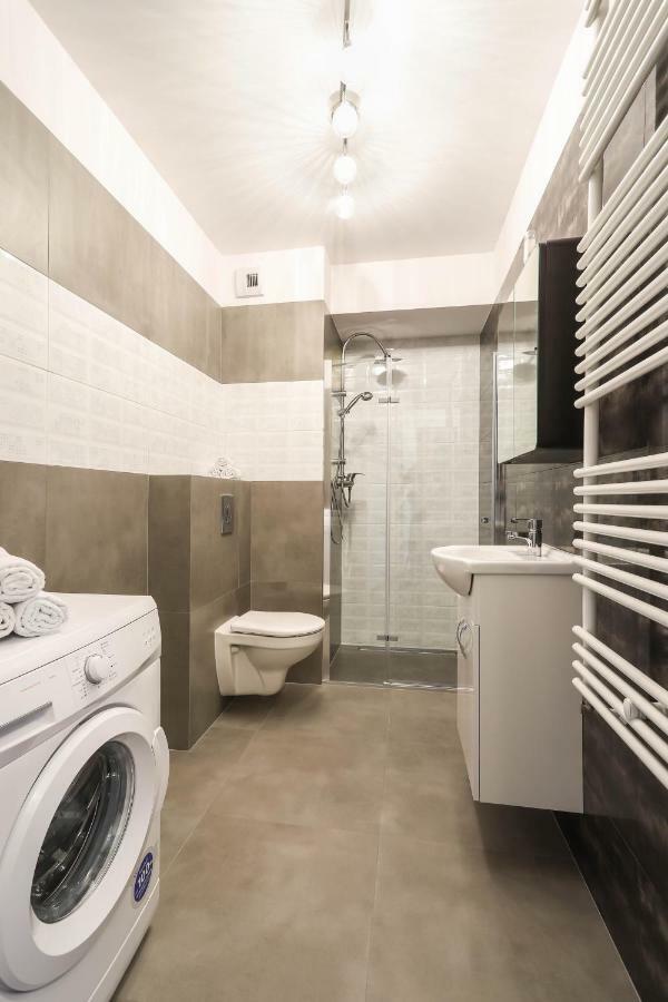 Darna Apartamenty Avena 4 Познан Екстериор снимка