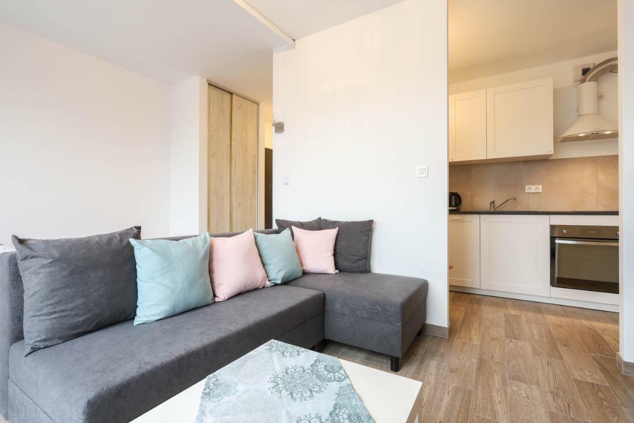 Darna Apartamenty Avena 4 Познан Екстериор снимка